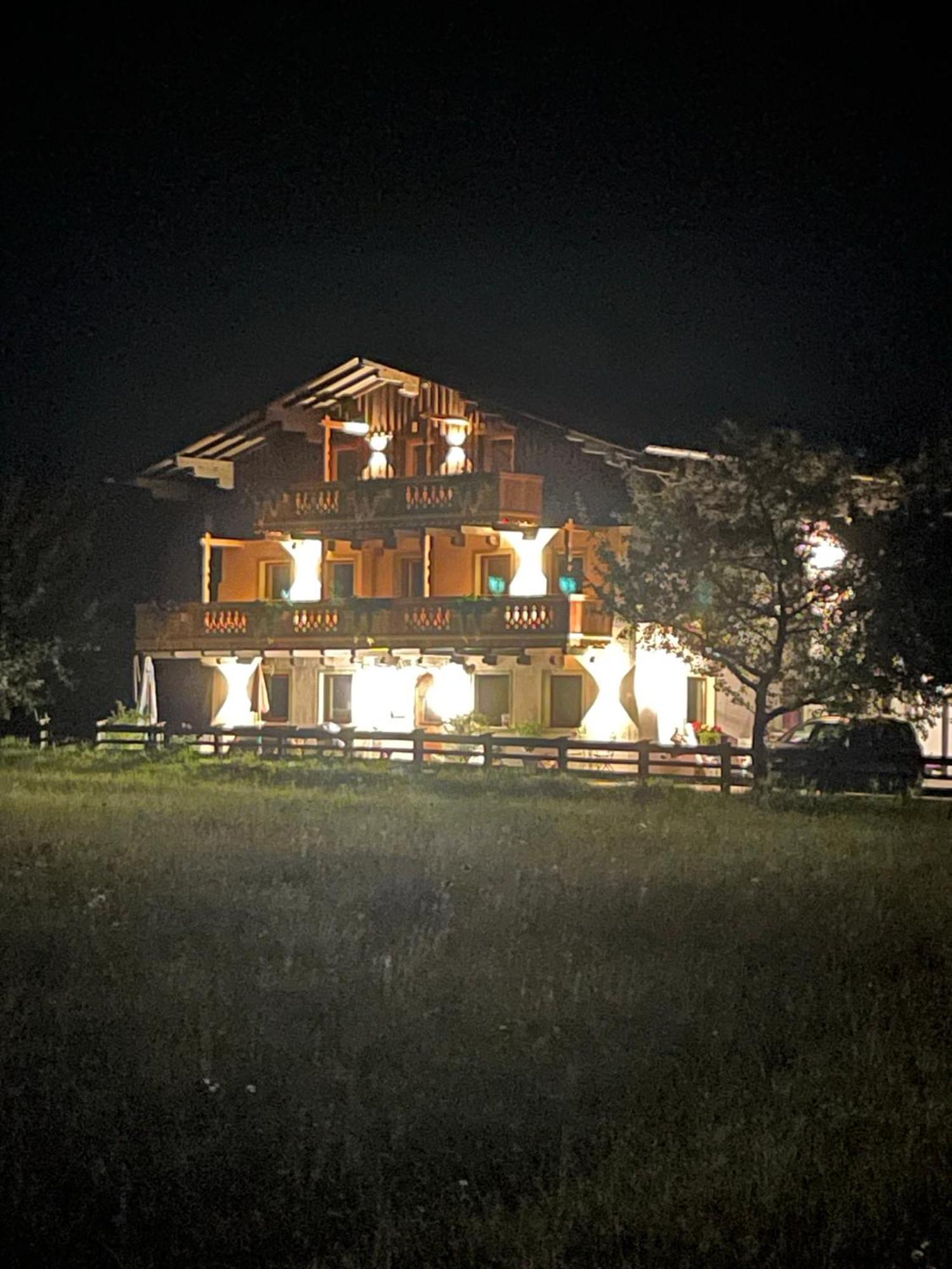 Obermuehlhof Apartment Saalfelden ภายนอก รูปภาพ