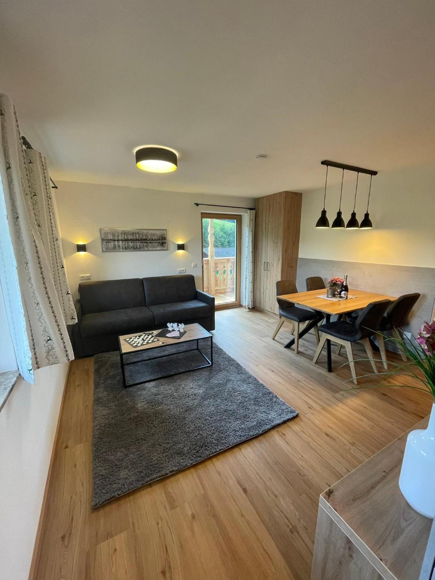 Obermuehlhof Apartment Saalfelden ภายนอก รูปภาพ