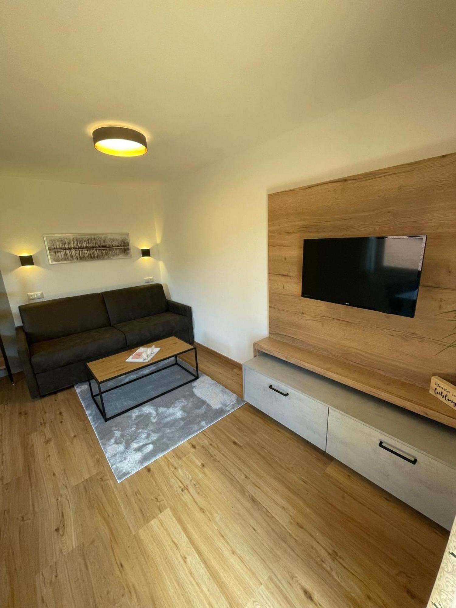 Obermuehlhof Apartment Saalfelden ภายนอก รูปภาพ
